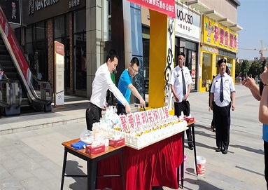 走進(jìn)特殊教育學(xué)校，為孩子們打造快樂時光 　